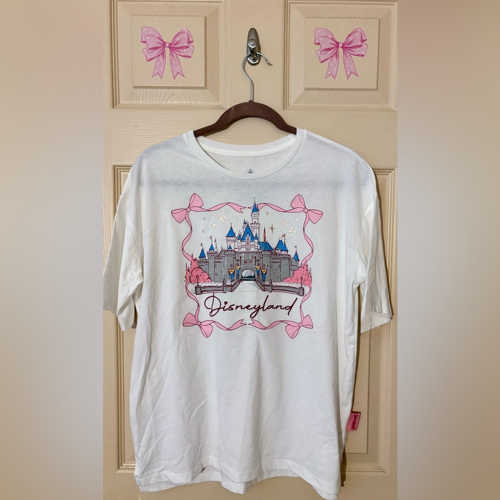 NWT Disney Parks Viral 2025 Disneyland Embroidered Castle Bow Shirt Size Large